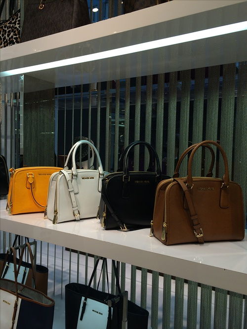 解析美國代購買手直招代理與商品房代購代銷 機(jī)遇、模式與風(fēng)險(xiǎn)防范